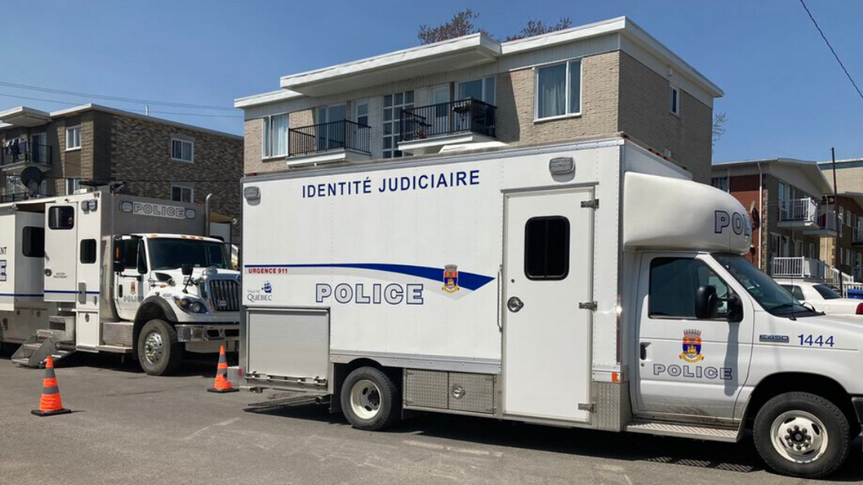 Camions d'identification judiciaire du SPVQ.