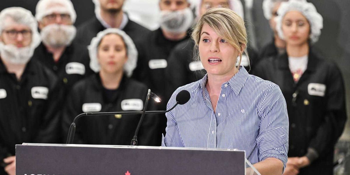 Canada recruits dozens of foreign scientists, researchers, poaching many from U.S. Canada recruits dozens of foreign scientists, researchers, poaching many from U.S.