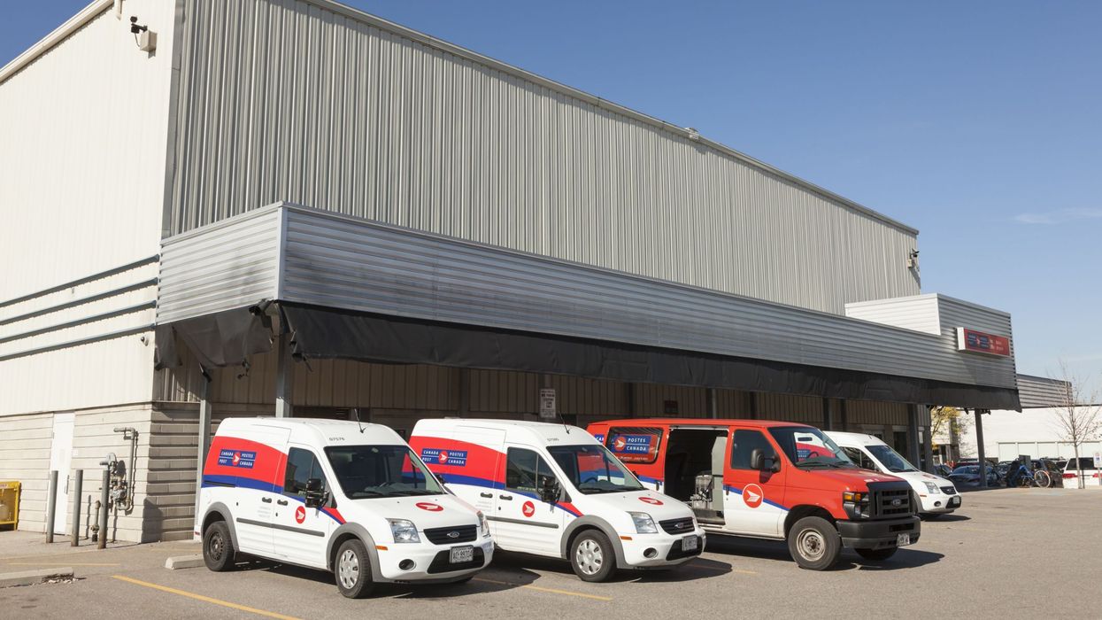 Canada Post Facility In Ontario Has Had 121 Workers Test Positive For COVID-19 In 3 Weeks
