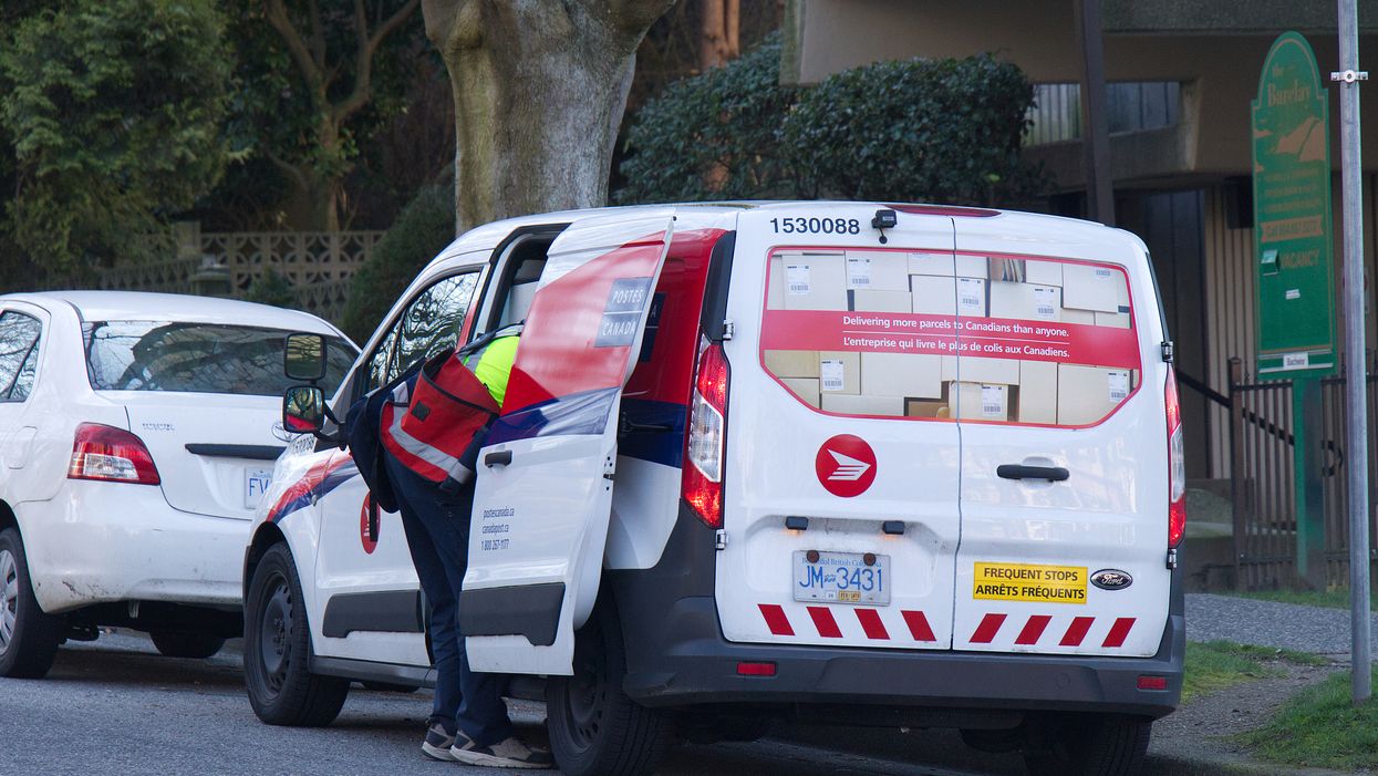Canada Post Refuses To Deliver To Toronto Building Where Residents Aren't Wearing Masks