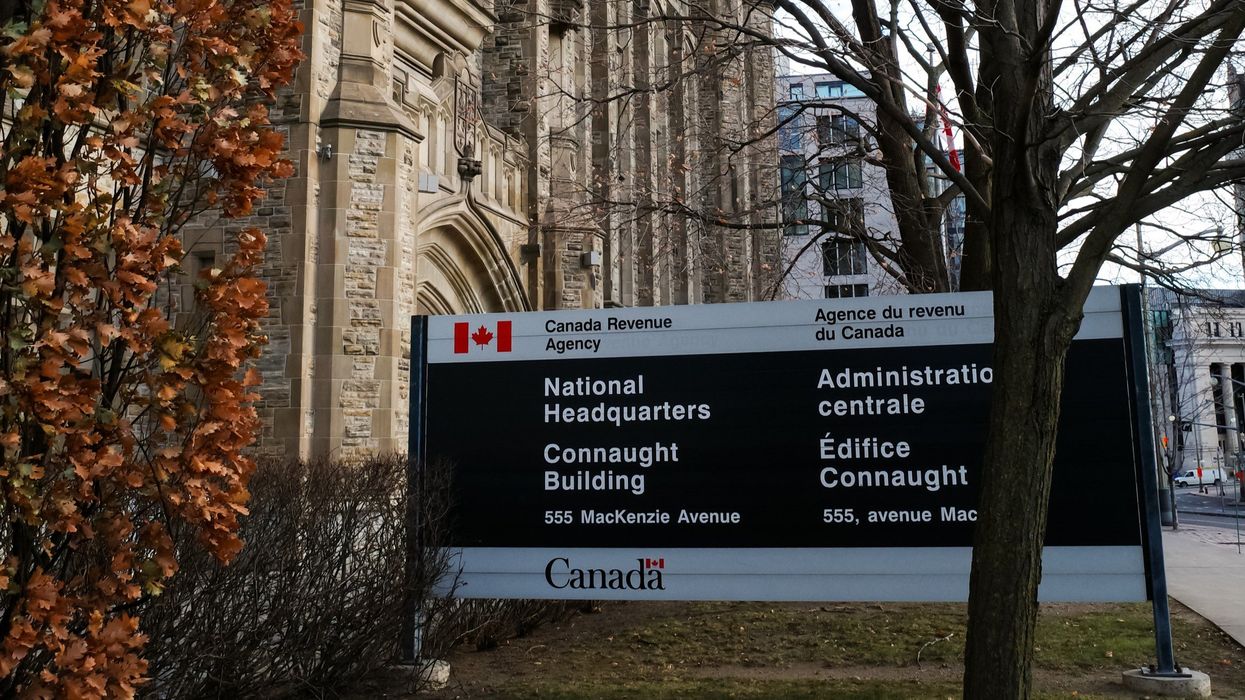 canada revenue agency building in ottawa