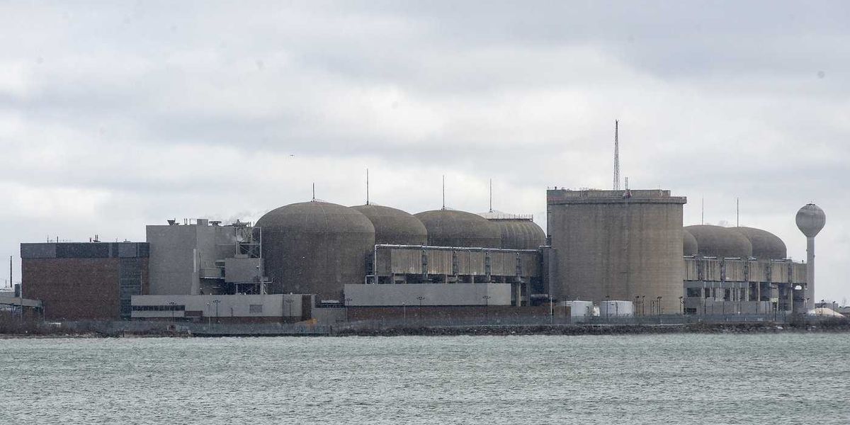 Canada looks to build up to 10 new nuclear reactors, sell more Candu reactors abroad Canada looks to build up to 10 new nuclear reactors, sell more Candu reactors abroad