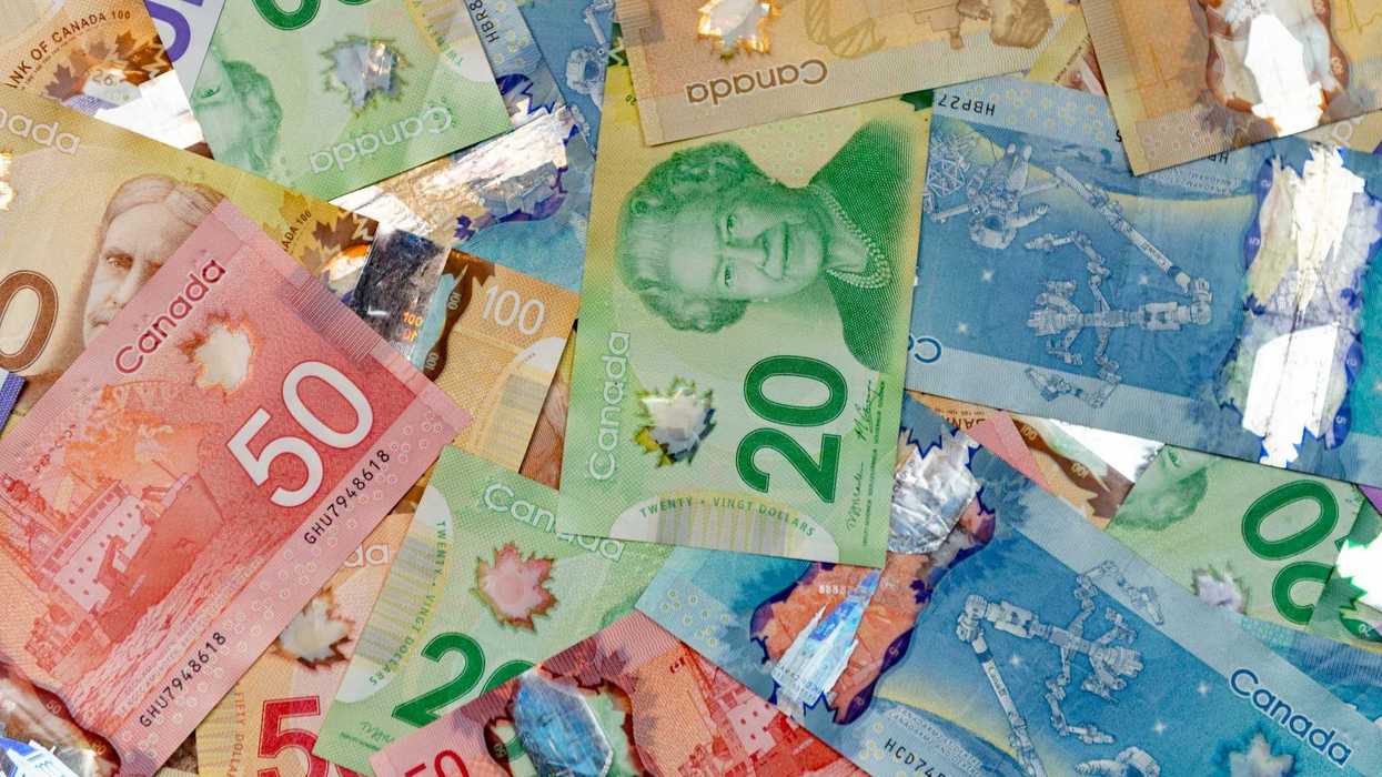 canadian $50, $20 and $5 banknotes