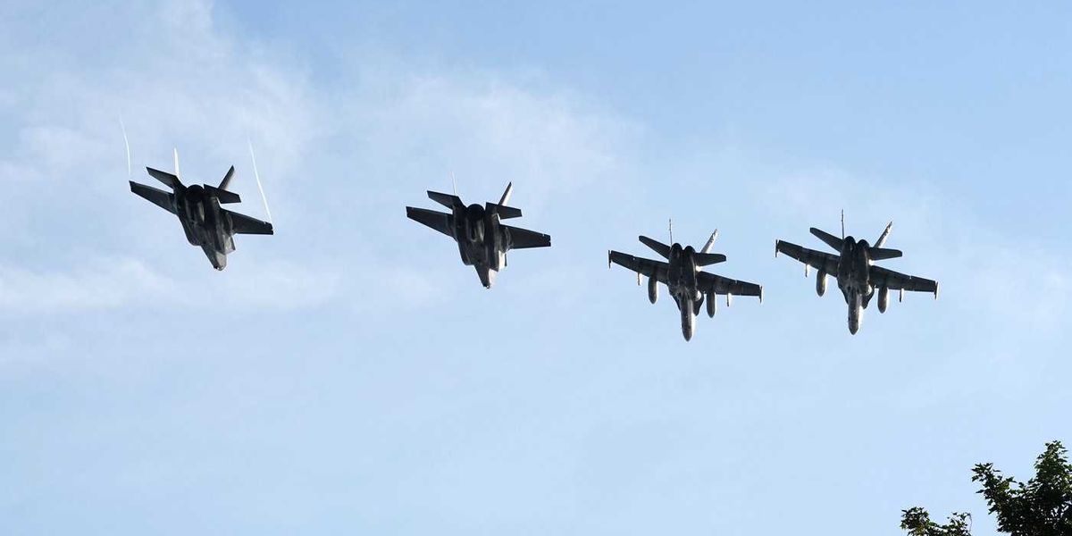Canadian, American air forces conduct joint flypast in Ottawa for Fourth of July Canadian, American air forces conduct joint flypast in Ottawa for Fourth of July