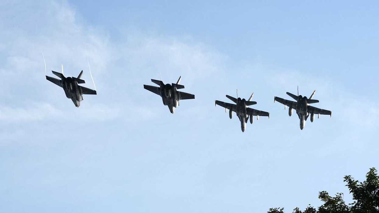 Canadian, American jets fly over Ottawa