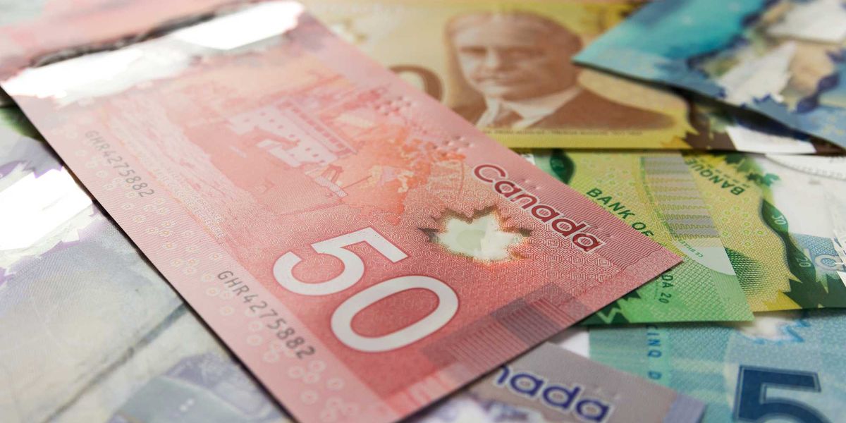 Canadian workers can get up to $730 from this CRA benefit payment in January 2026