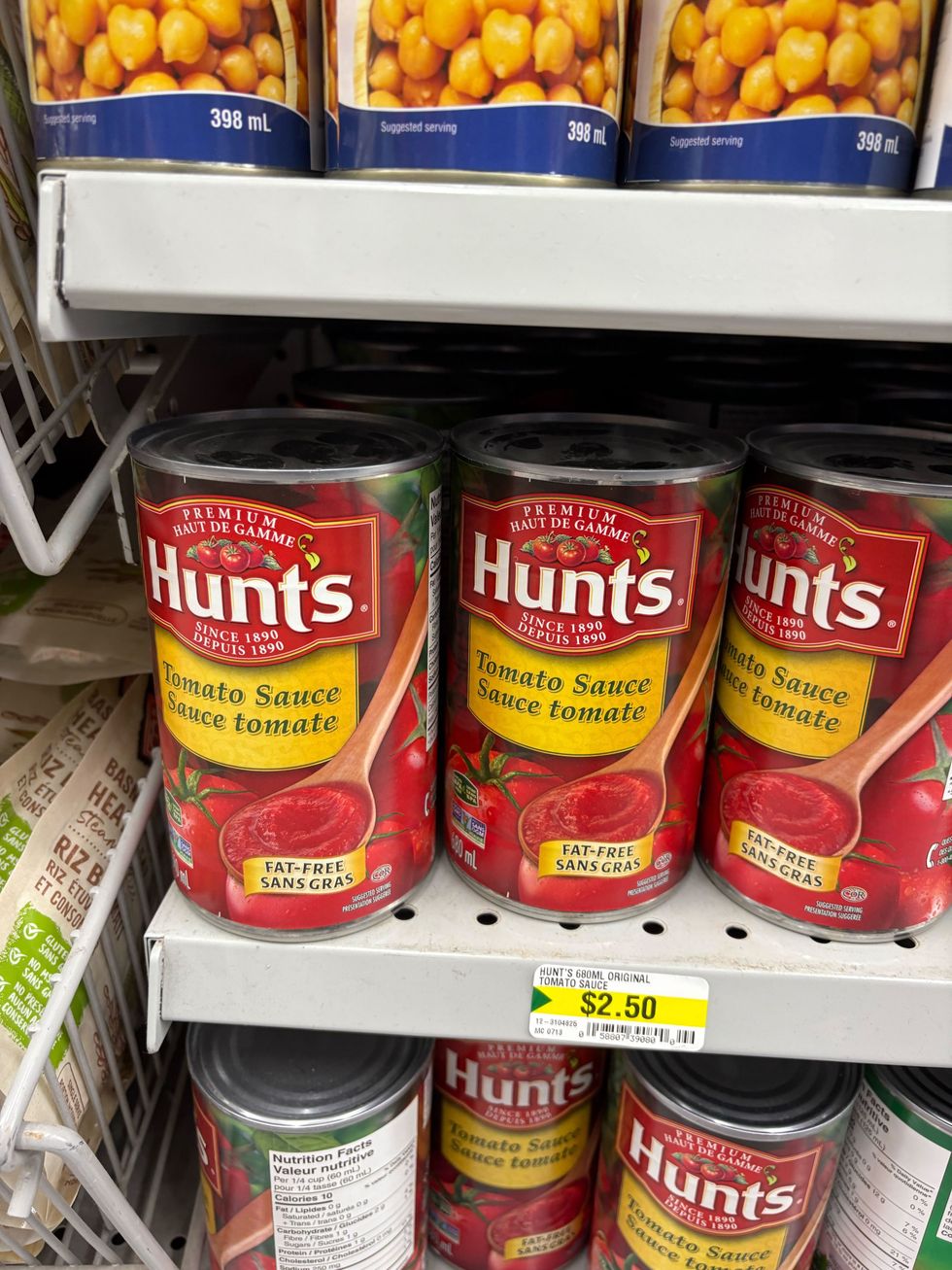cans of hunt's tomato sauce at dollarama