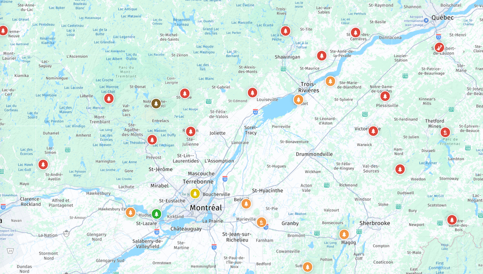 Capture de l'\u00e9cran de la carte interactive de Bonjour Qu\u00e9bec le 13 octobre 2024 - R\u00e9gion du Grand Montr\u00e9al et environs.