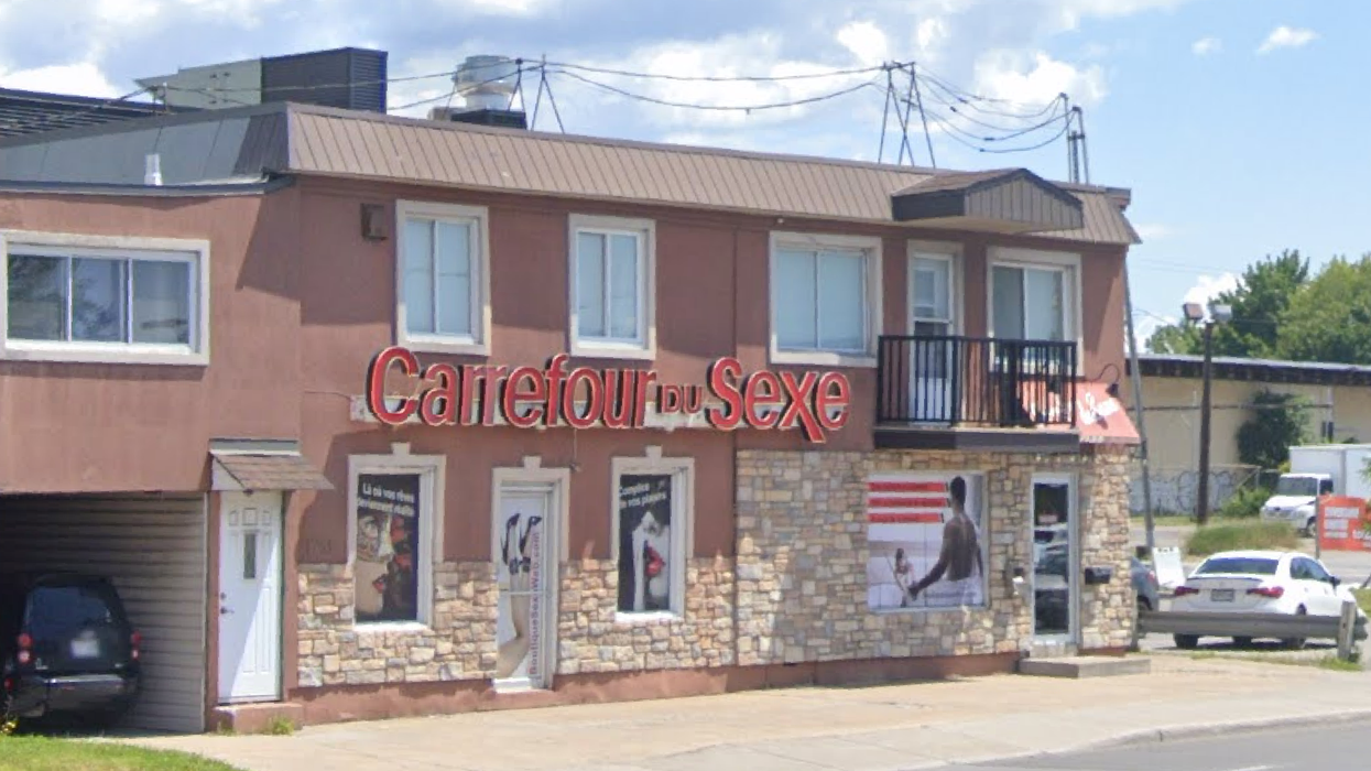 Carrefour du Sexe à Laval.