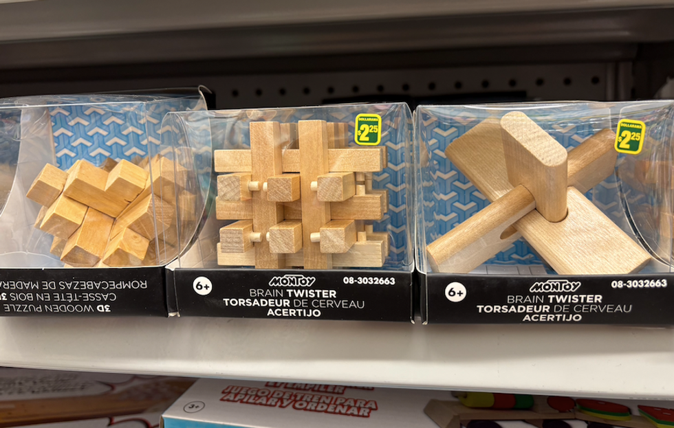 Casse-t\u00eate en bois.