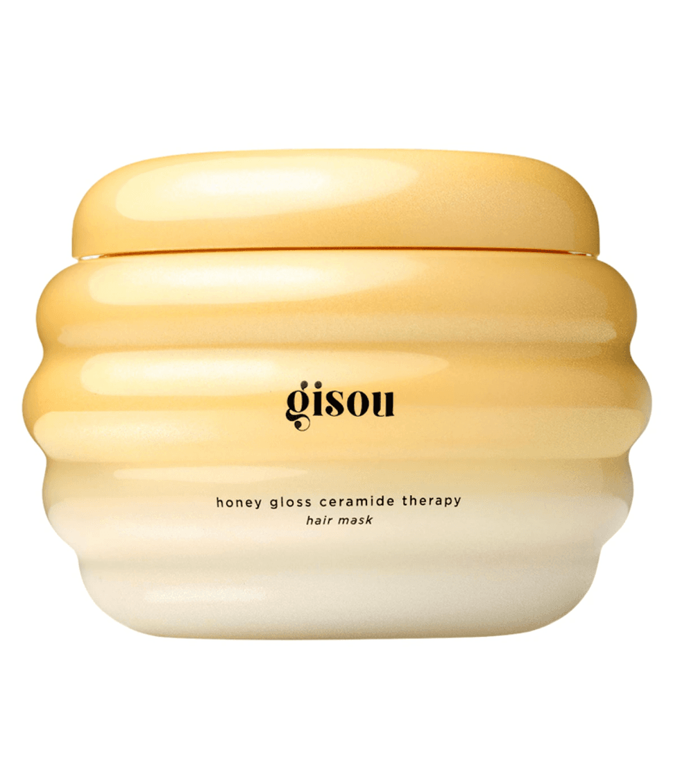 Ce masque capillaire de Gisou promet une hydratation intense et des cheveux brillants.