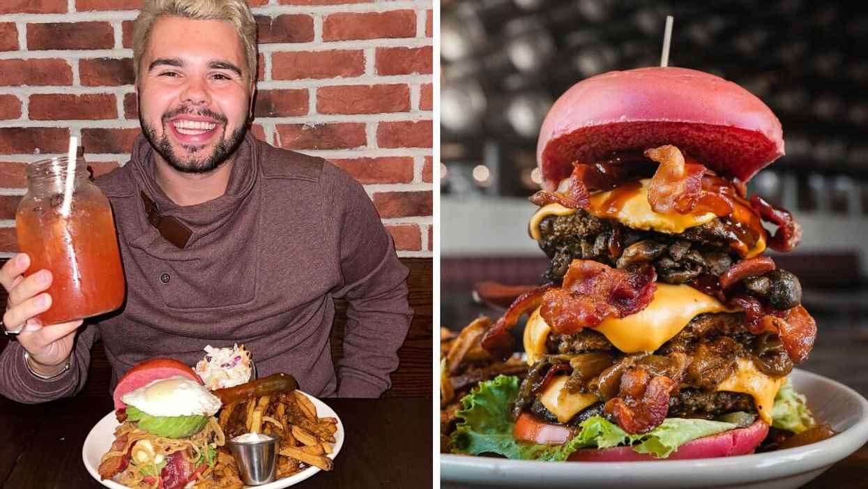 Cette chaîne de restos québécoise offre des burgers dans du pain rose ce mois-ci