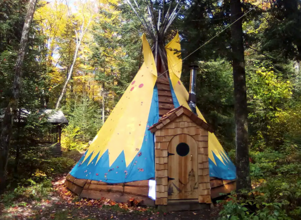 Chalet-Tipi.