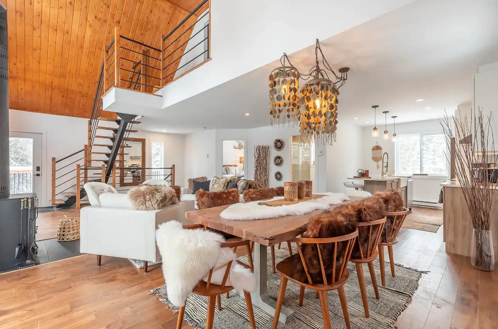 Chalet \u00e0 louer dans les Laurentides.