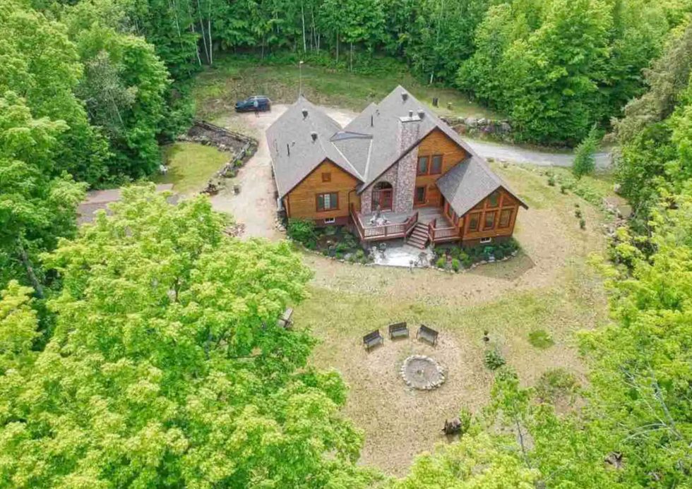 Chalet \u00e0 louer en Outaouais.