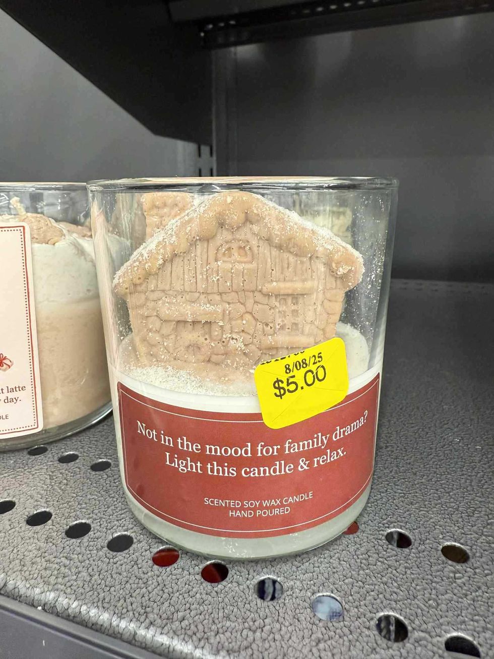 Chandelle parfum\u00e9e au pain d'\u00e9pice vendue pour 5 $ au Tigre G\u00e9ant.