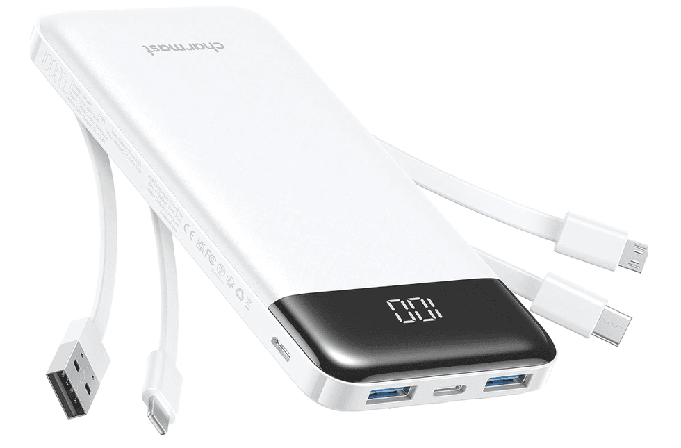 Chargeur portable de Charmast avec c\u00e2bles int\u00e9gr\u00e9s vendu sur Amazon Canada.