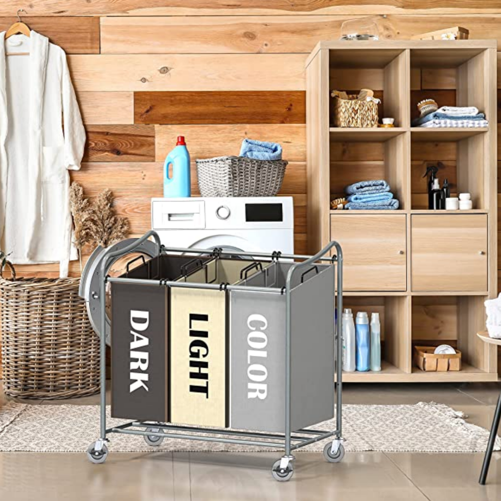 Chariot \u00e0 linge \u00e0 roulettes robuste 3 sacs SIMPLEHOUSEWARE.