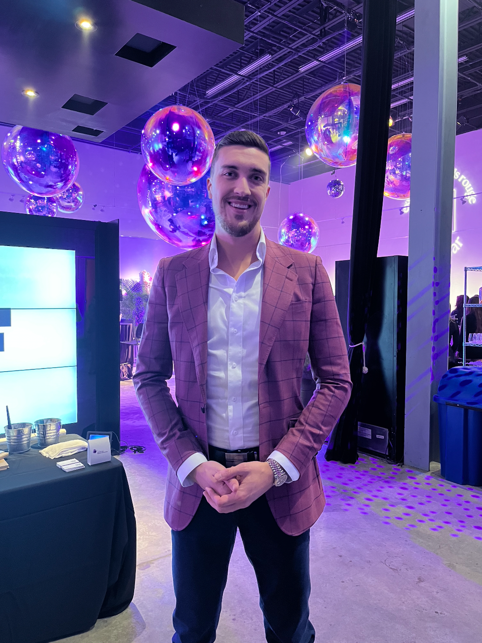 Charles C\u00f4t\u00e9.