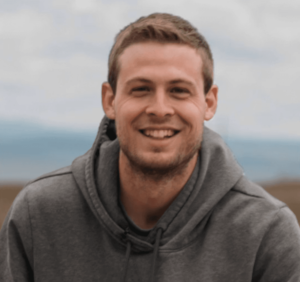 Charles, candidat potentiel de L'amour est dans le pr\u00e9 15.