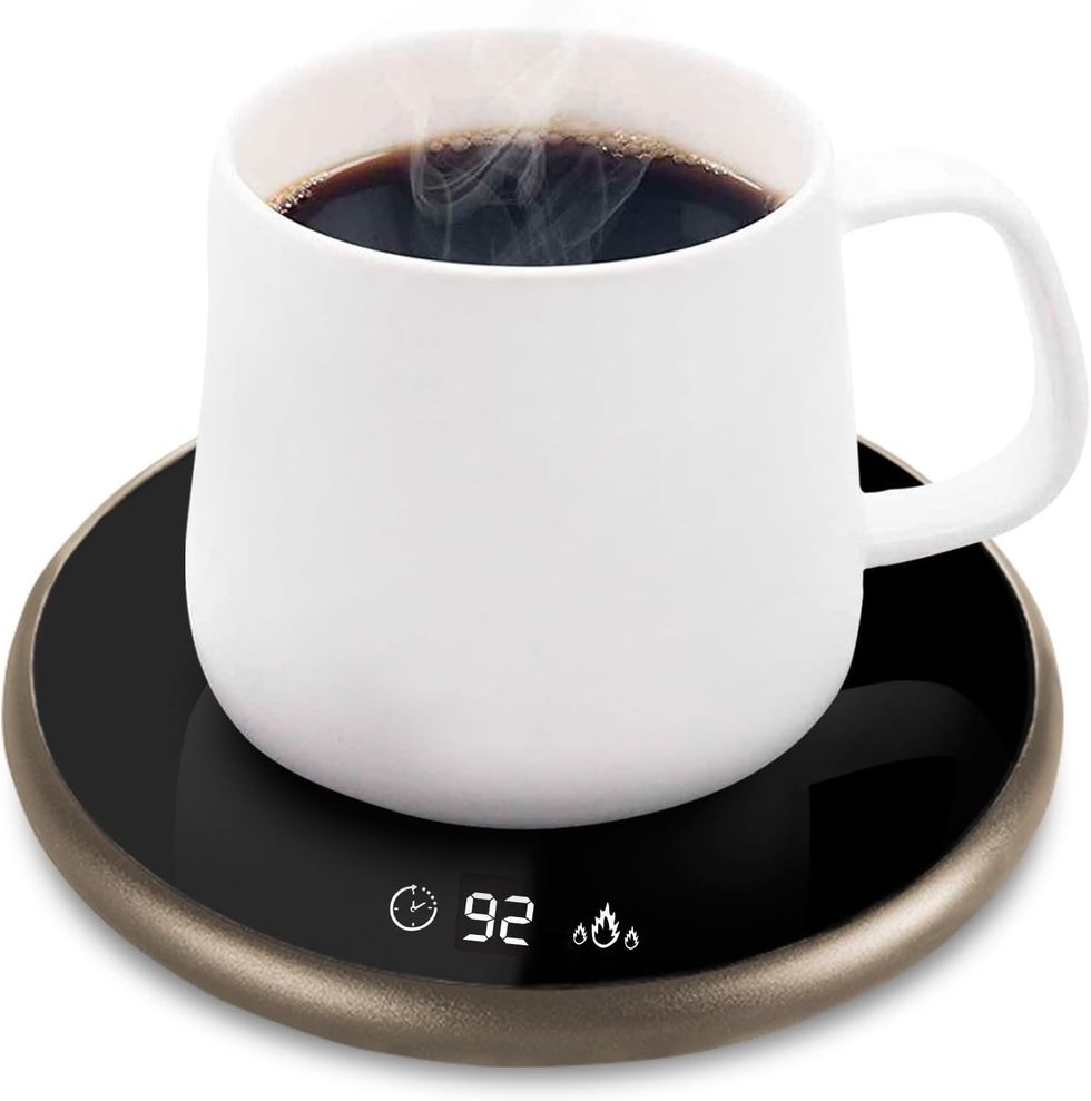 Chauffe-tasse noir et dor\u00e9 sur le site d'Amazon Canada.