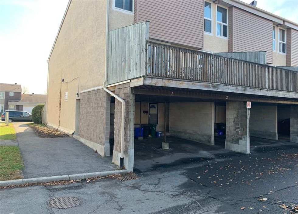 cheap houses for sale around Ottawa