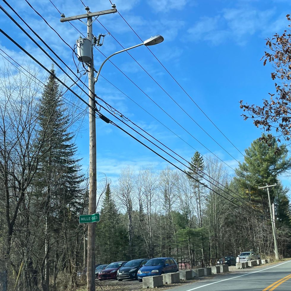 Chemin de Mille-Isles.