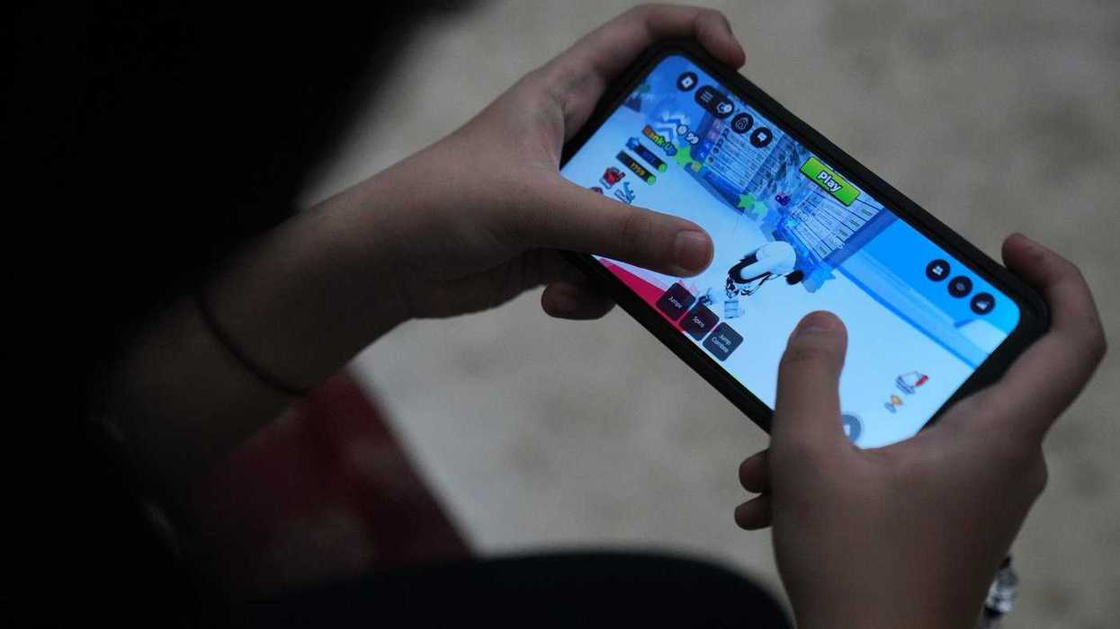 Child advocates to rally for online harms bill