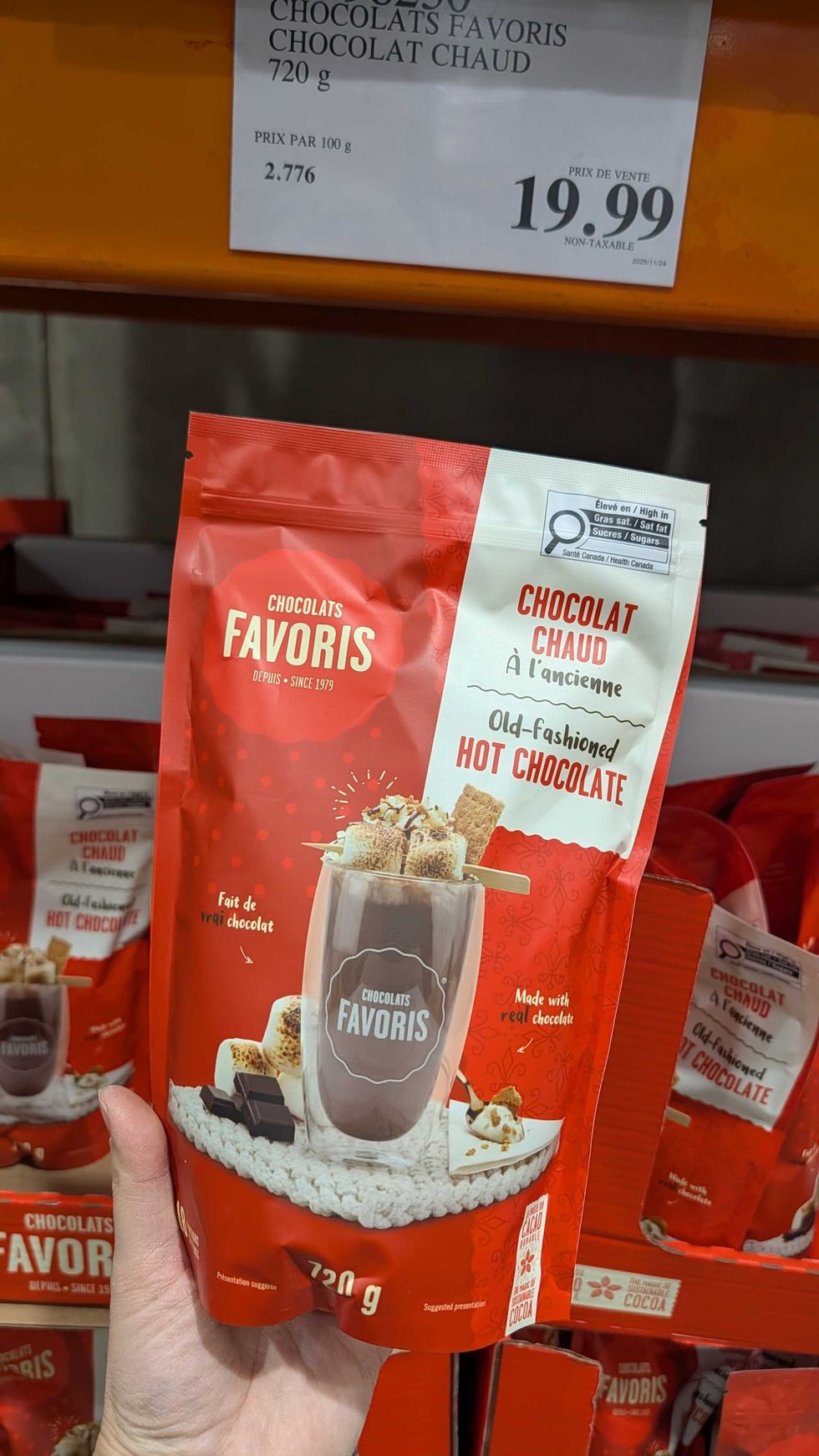 Chocolat chaud \u00e0 l'ancienne de la marque Chocolats Favoris.