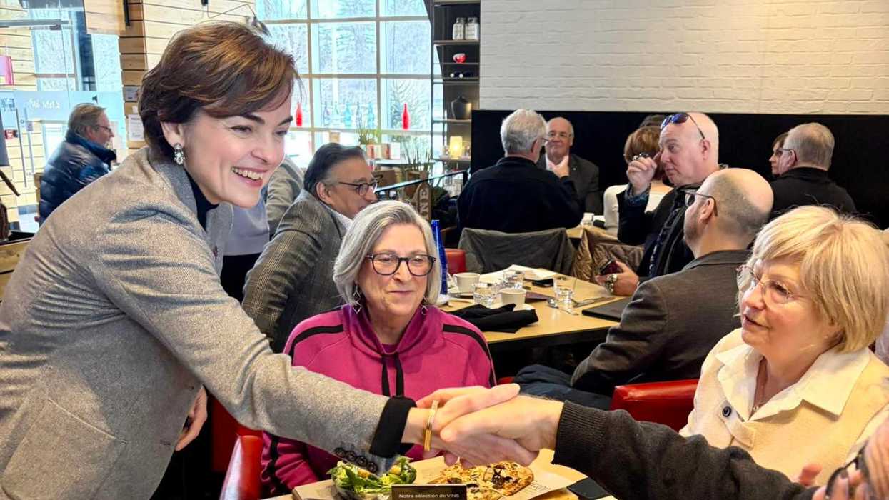 Christine Fréchette lors d'un bain de foule.