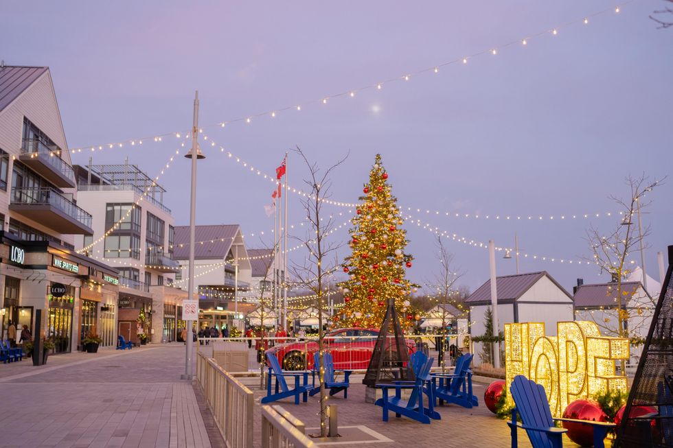 Christmas displays and fire pit at the Friday Harbour Christmas Market.