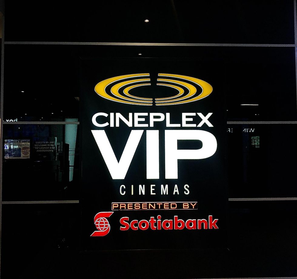 Cineplex Cinemas Marine Gateway y VIP.