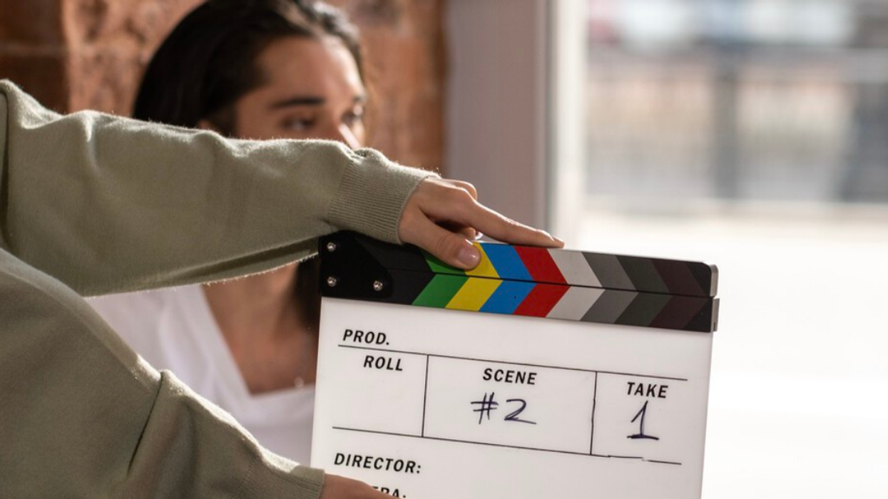 Clap lors d'un tournage.