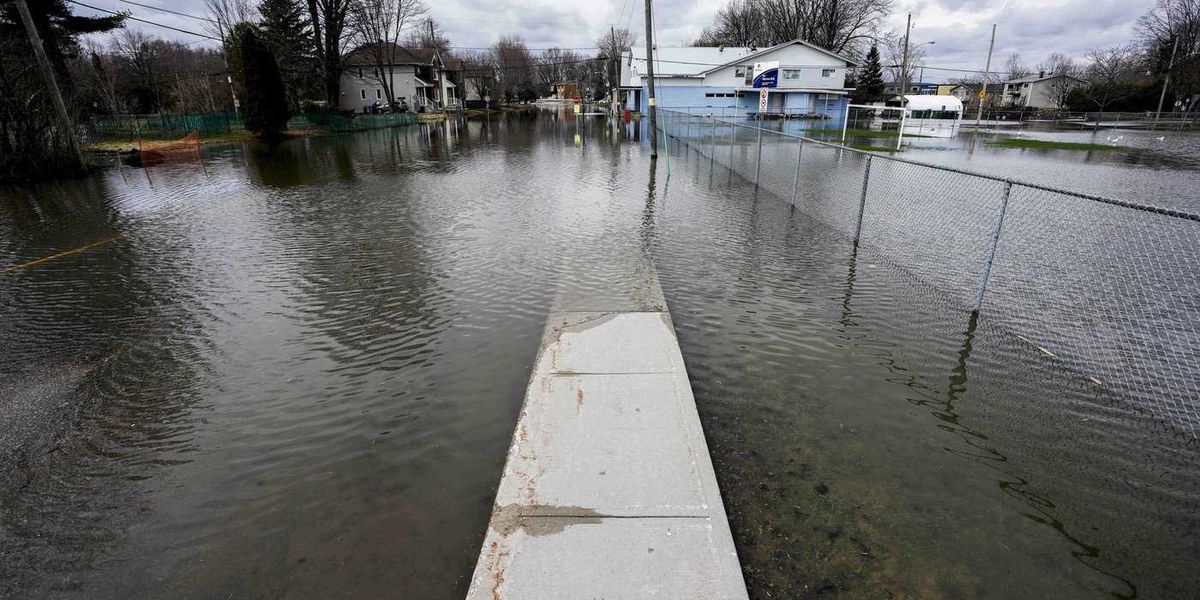 Feds reports progress on climate adaptation but climate groups say it isn’t enough Feds reports progress on climate adaptation but climate groups say it isn’t enough