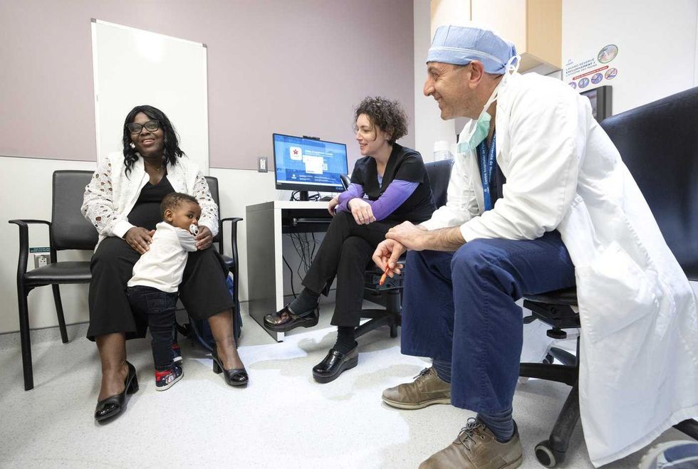 Clinic specializes in pregnant women with cancer