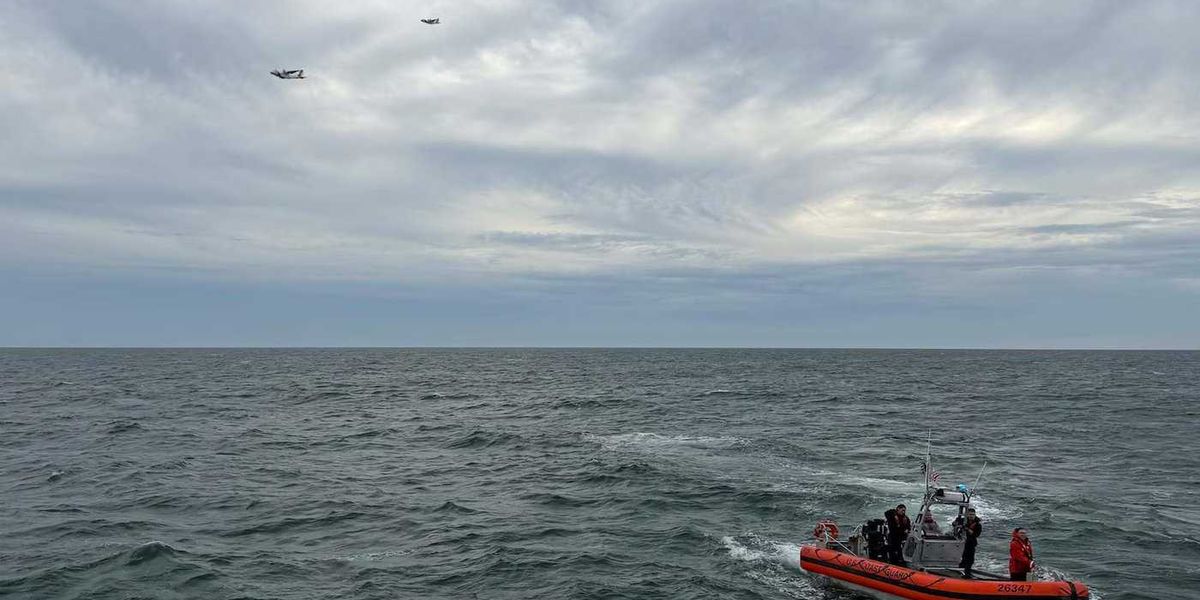 U.S. Coast Guard suspends search for missing Ontario air ambulance U.S. Coast Guard suspends search for missing Ontario air ambulance