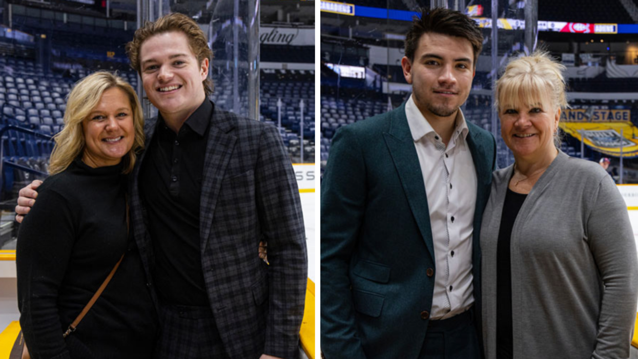 Cole Caufield et sa mère. Nick Suzuki et sa mère.