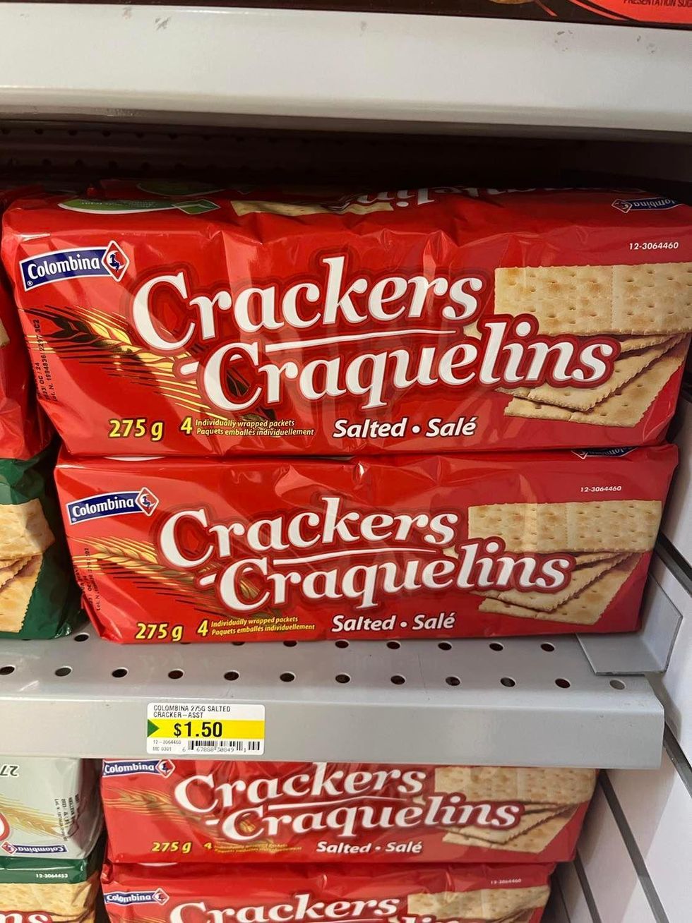 Colombina Crackers.