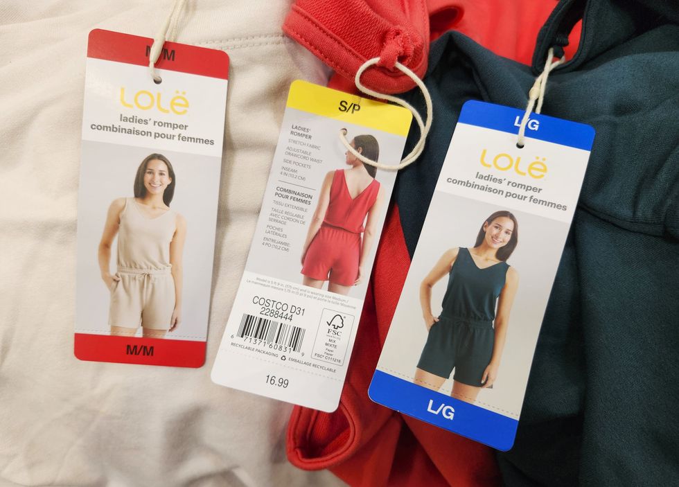 Combinaisons de la marque Lol\u00eb.