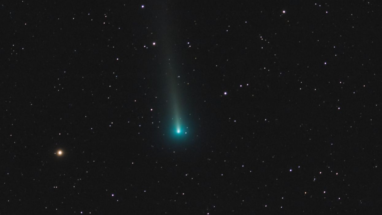 Comet Leonard Is Visible Across Canada & You Might Be Able To See It With The Naked Eye