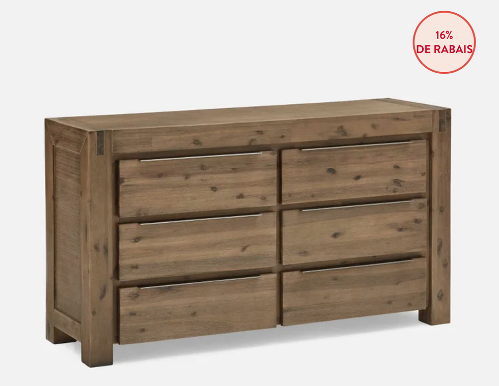 Commode au Structube.