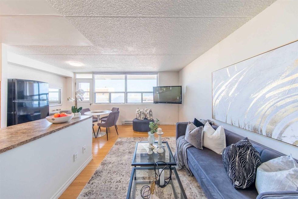 These 4 Toronto Apartments Show What Under 400K Will Get You Across