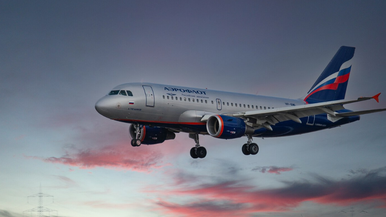 Conflit en Ukraine : Le Canada ferme son espace aérien aux avions russes