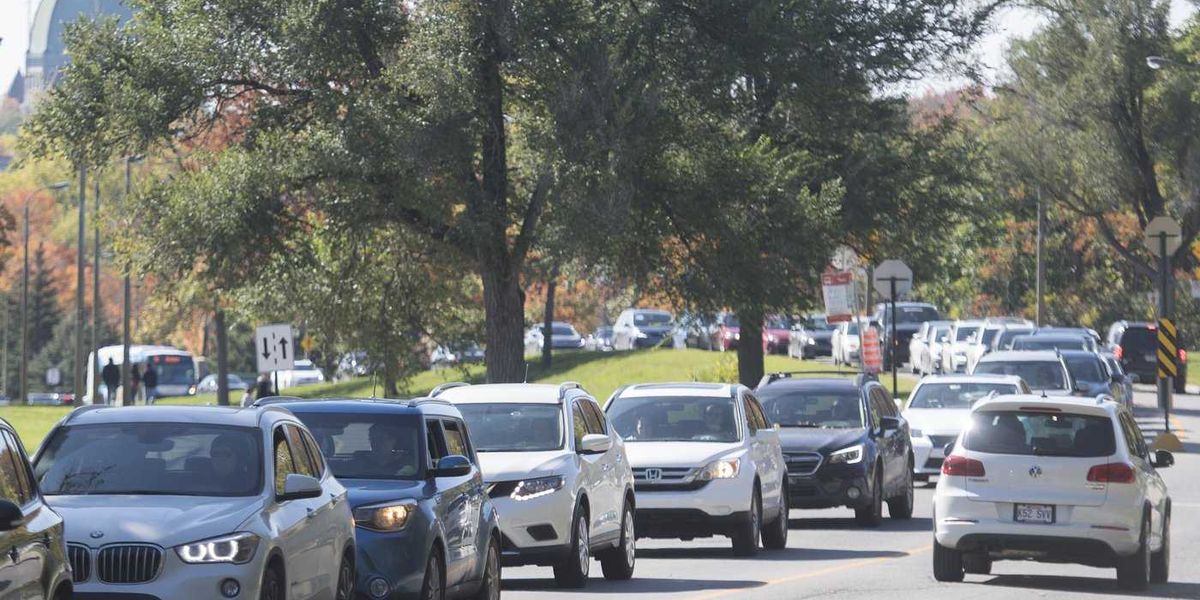 Connected cars pose privacy issues, Quebec report says Connected cars pose privacy issues, Quebec report says