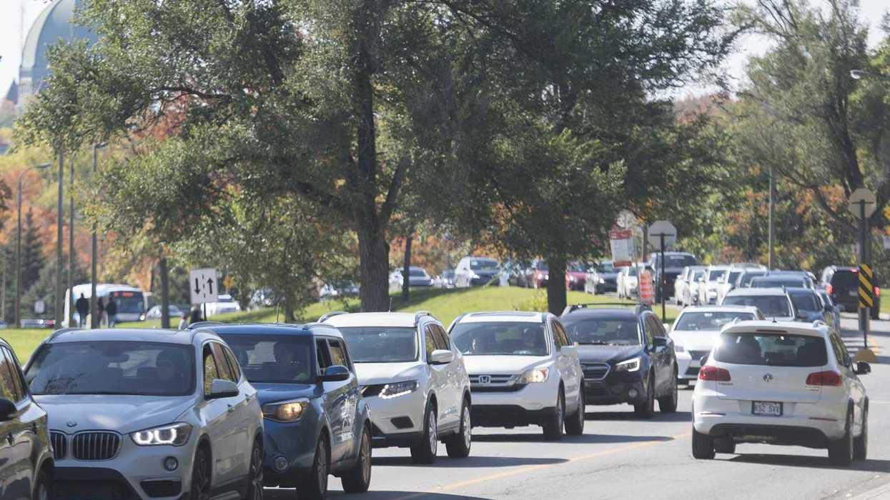 Connected cars pose privacy issues, report says