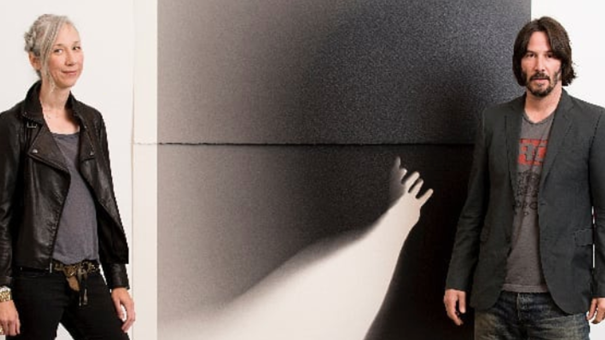 Couple goals! It's been a while since we found out about the adorable relationship between Keanu Reeves and Alexandra Grant. They've kept a pretty low profile since attending their first event together, but recently the two were spotted in Berlin.