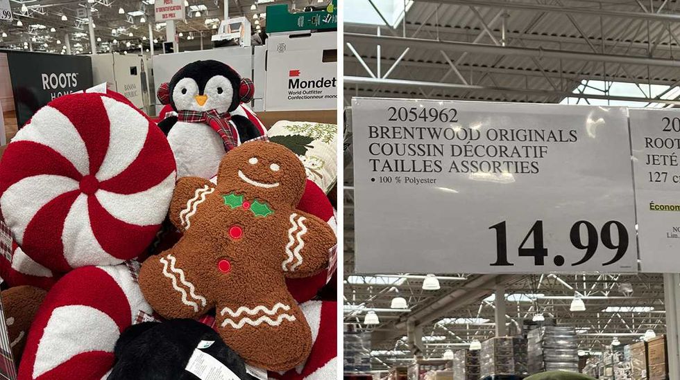 Coussins de No\u00ebl assortis chez Costco. Droite : affiche de prix Costco pour les coussins d\u00e9coratifs.
