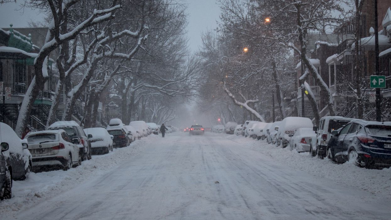 Couvre-feu au Québec : Ce que tu dois savoir si tu dois déneiger ton auto après 20 h