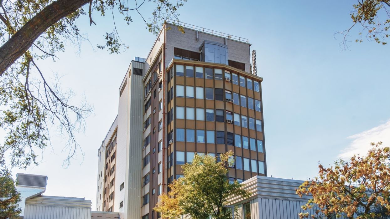 COVID-19: Plusieurs éclosions à l'hôpital Fleury et on demande d'éviter ses urgences