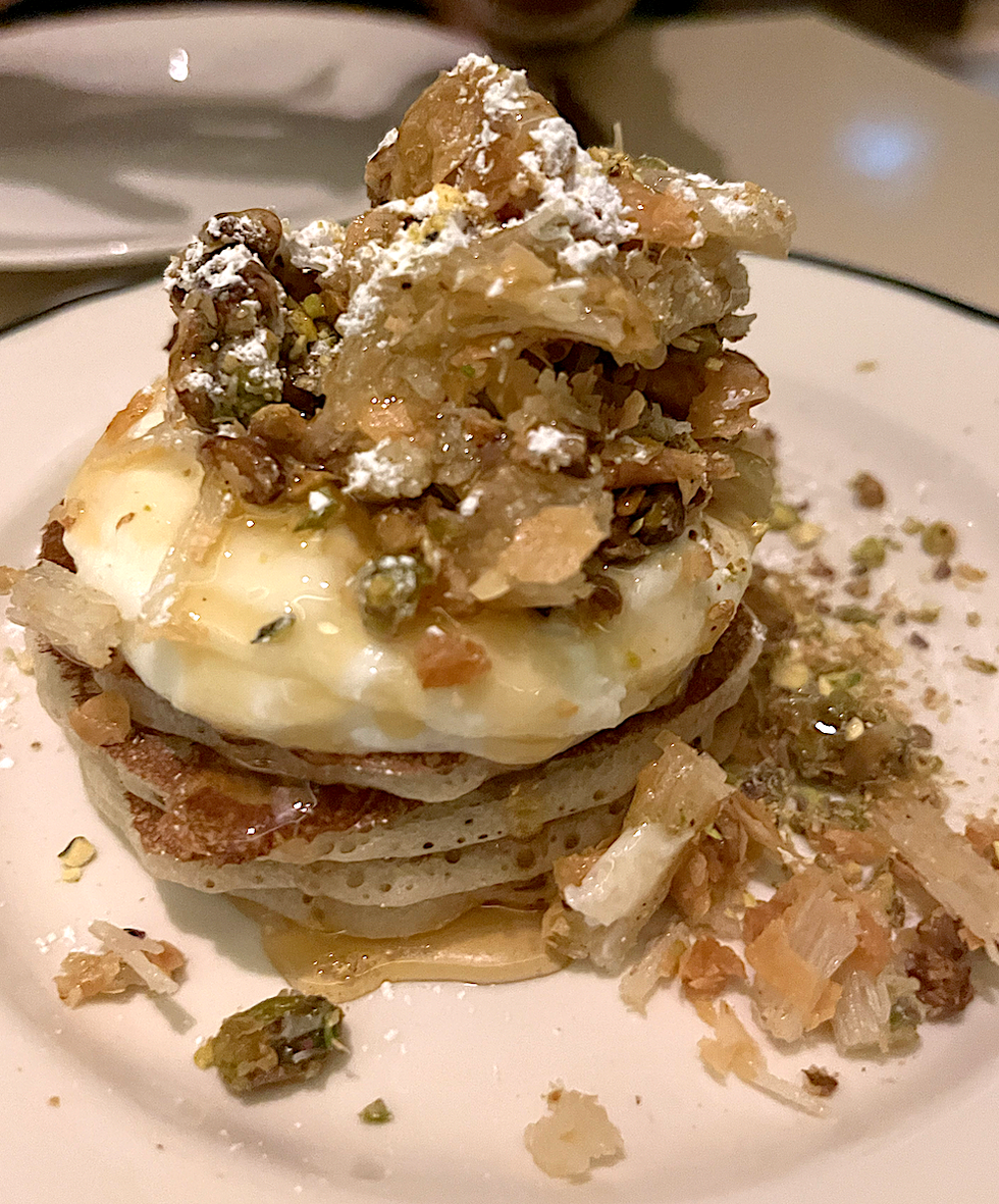 Cr\u00eapes Baklava du Hayat \u00e0 Montr\u00e9al.